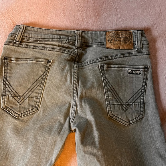 Volcom Vorta Slim Straight Fit & West 49 Skinny Bull Denim - Picture 3 of 8